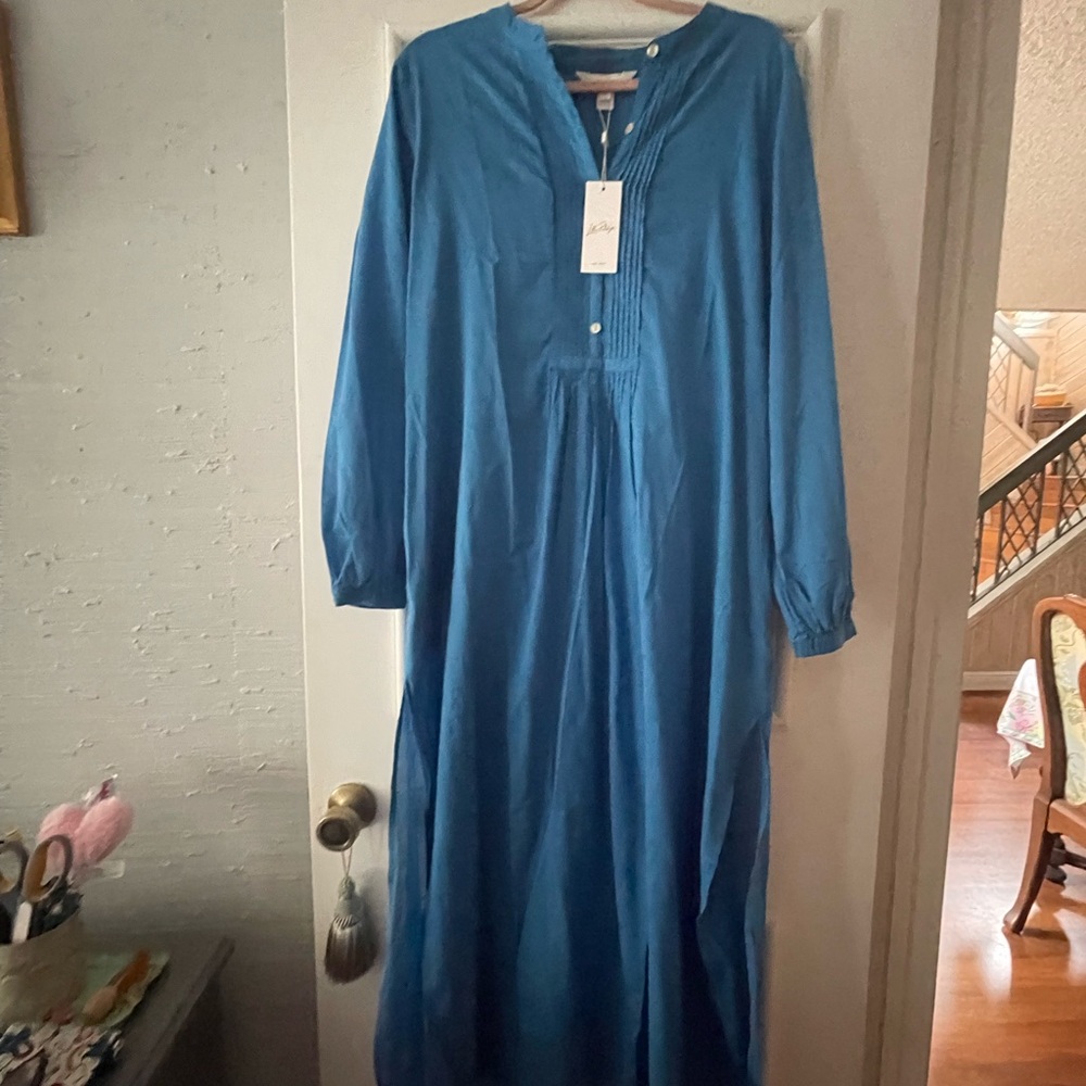 Lilly Pulitzer Blue Bishop Sleeve Gown